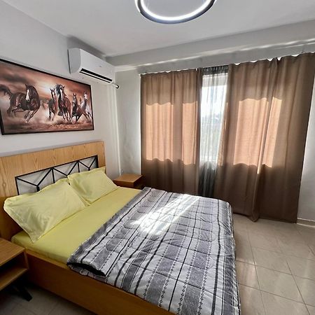 Apartment In Skanderbeg Square - Tirana Center 2 Екстериор снимка