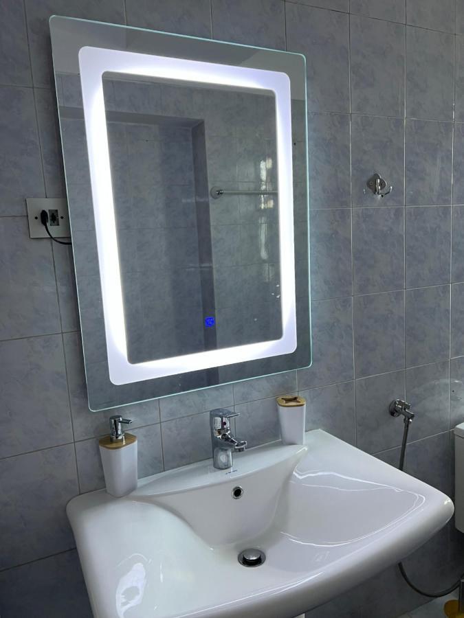 Apartment In Skanderbeg Square - Tirana Center 2 Екстериор снимка