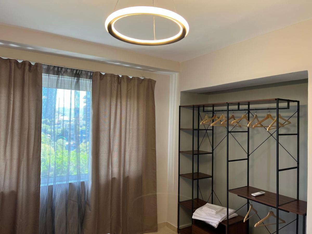 Apartment In Skanderbeg Square - Tirana Center 2 Екстериор снимка