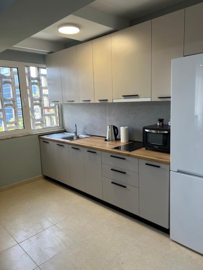 Apartment In Skanderbeg Square - Tirana Center 2 Екстериор снимка