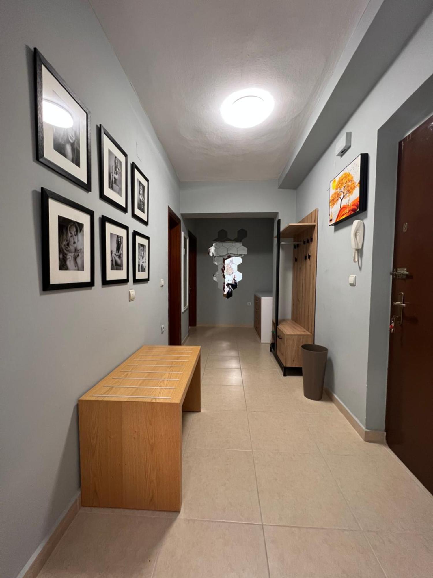 Apartment In Skanderbeg Square - Tirana Center 2 Екстериор снимка