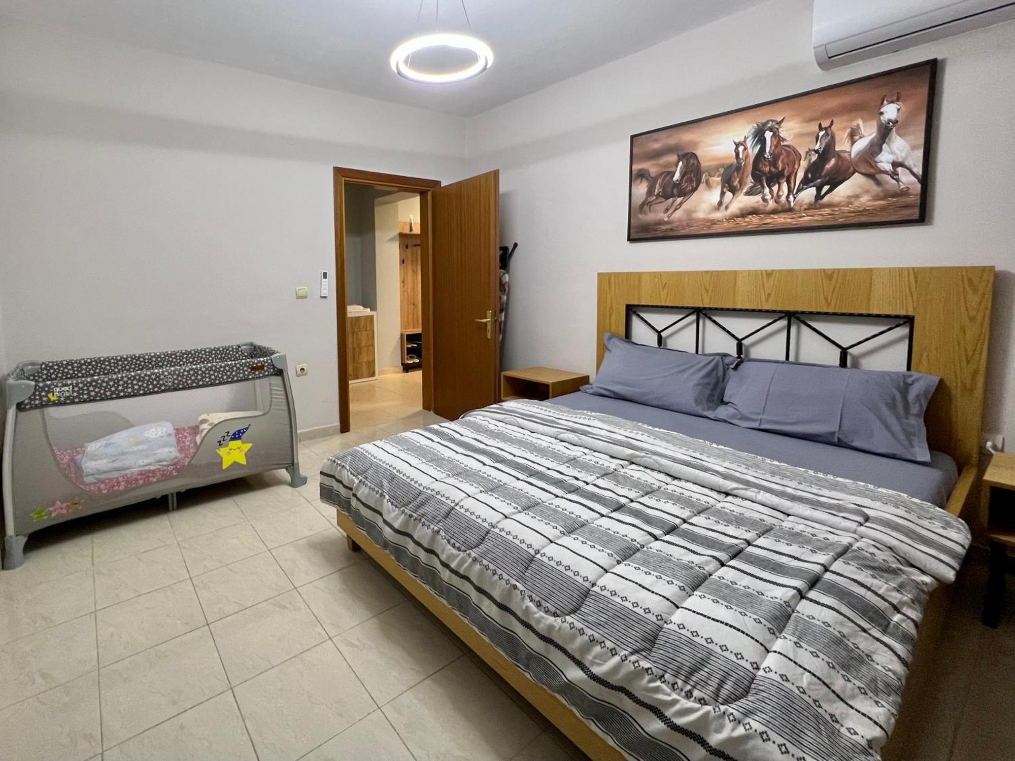 Apartment In Skanderbeg Square - Tirana Center 2 Екстериор снимка