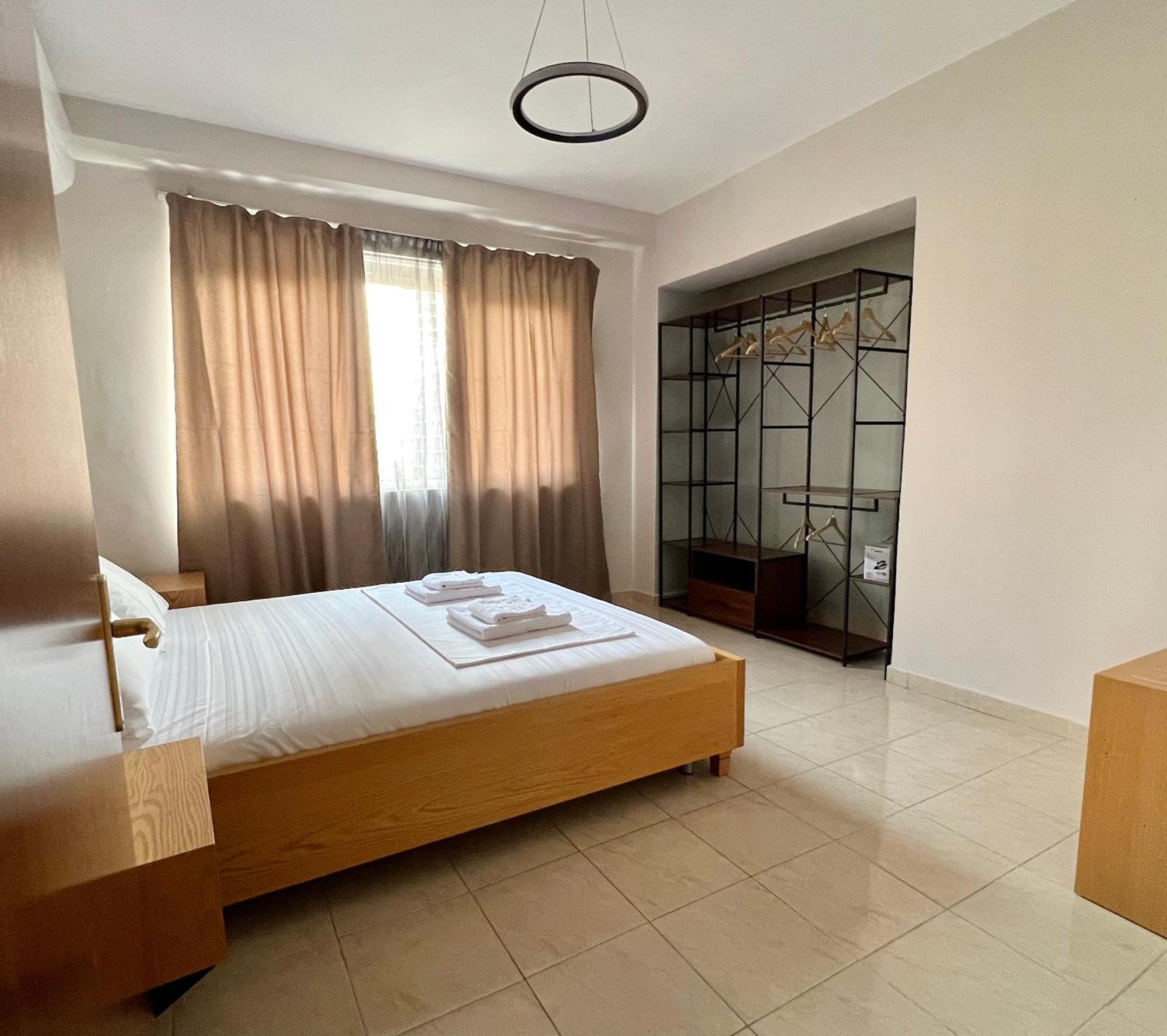 Apartment In Skanderbeg Square - Tirana Center 2 Екстериор снимка